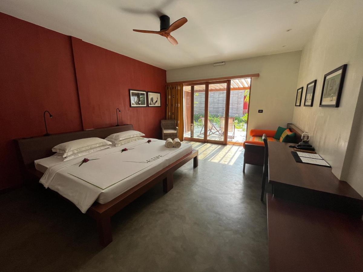 The Barefoot Eco Hotel Ханимаду Экстерьер фото