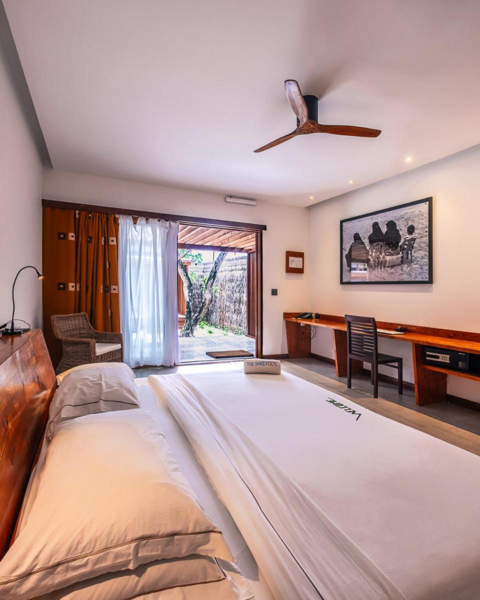 The Barefoot Eco Hotel Ханимаду Экстерьер фото